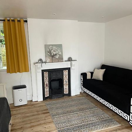 A Lovely One Bed Flat In North Finchley Exterior photo